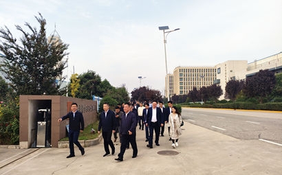 團市委、市貿促會、市青企協(xié)一行到工投集團涇河產業(yè)園考察交流